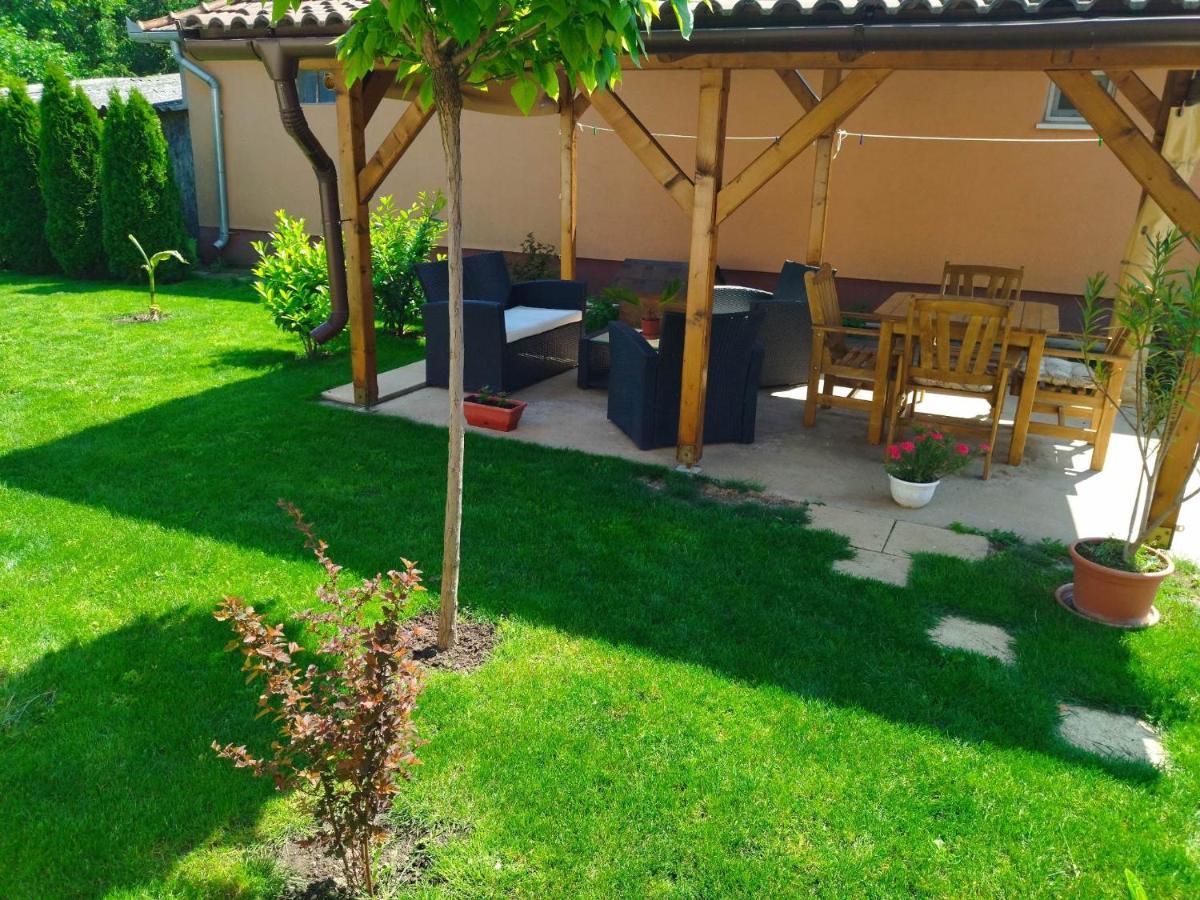Csaba Apartman Hajdúszoboszló Exterior foto